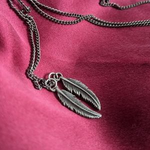(3/$15) Pewter necklace with feathers